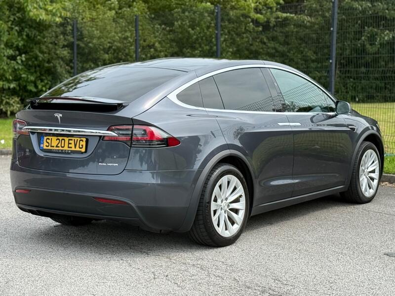 TESLA MODEL X